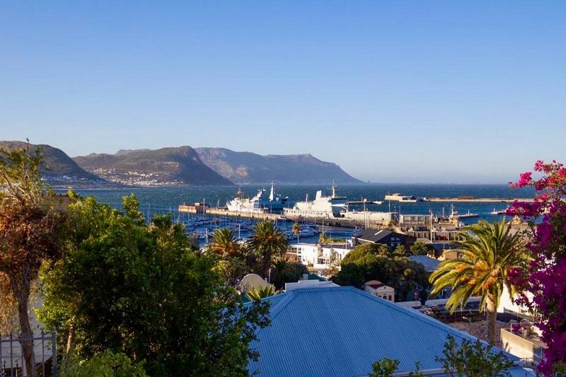 To Let 2 Bedroom Property for Rent in Simons Town Western Cape
